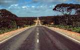 Eyre Highway (click for enlargement)